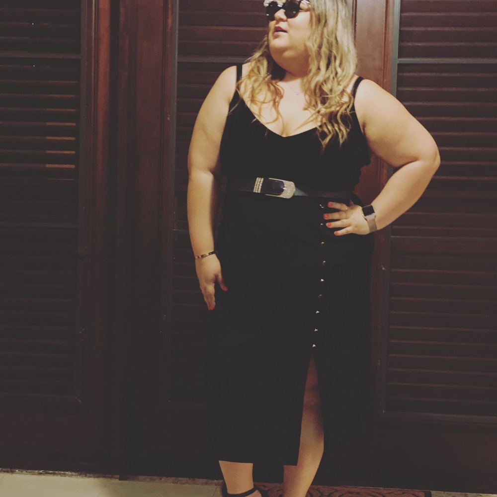 black elastic pencil skirt with bottoms.
